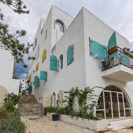 Sea Nest Walk To & Free Parking By Pikhost Dhërmi