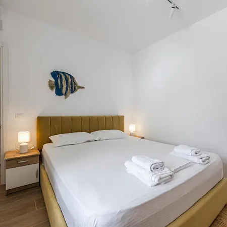 Sea Nest Walk To & Free Parking By Pikhost Διαμέρισμα Dhërmi