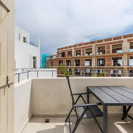 Sea Nest Walk To & Free Parking By Pikhost Appartamento Dhërmi